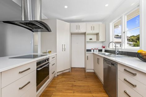 Photo of property in 202 Archers Road, Glenfield, Auckland, 0629