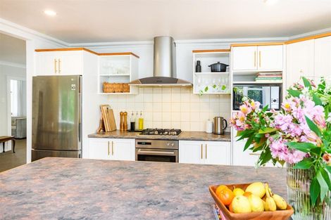 Photo of property in 93 Trickers Road, Bulls, 4818