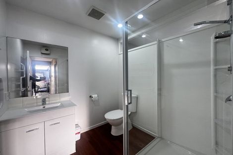Photo of property in 2/190 Lincoln Road, Addington, Christchurch, 8024