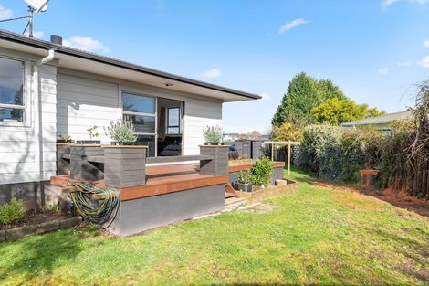 Photo of property in 20 Robinson Avenue, Holdens Bay, Rotorua, 3010