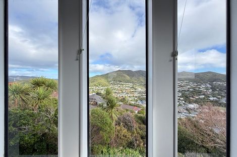 Photo of property in 5a Becker Way, Karori, Wellington, 6012