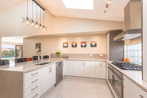 Photo of property in 17 Lytham Green, Shirley, Christchurch, 8061