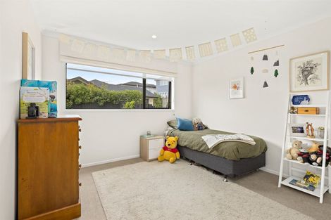 Photo of property in 77 Pinecrest Drive, Gulf Harbour, Whangaparaoa, 0930