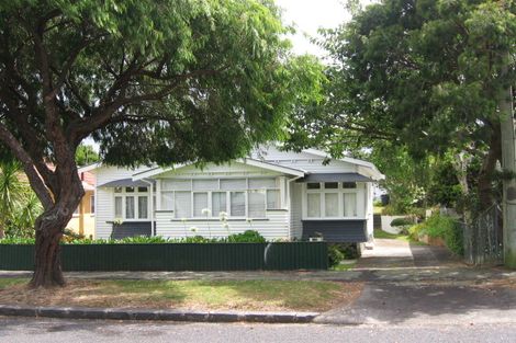 Photo of property in 31 Lambeth Road, Mount Eden, Auckland, 1041