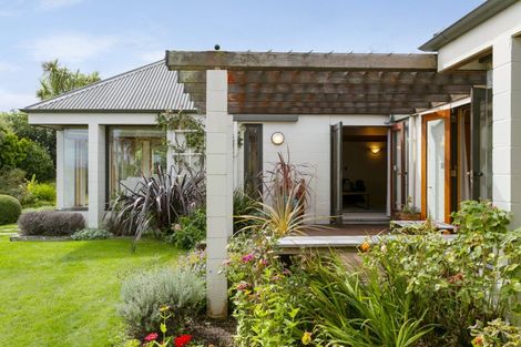 Photo of property in 1 Harvey Street, Waipahihi, Taupo, 3330