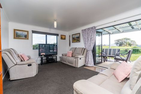 Photo of property in 717 Settlement Road, Hakaru, Wellsford, 0975