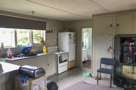 Photo of property in 63 Elles Road, Otautau, 9610