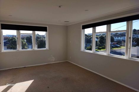 Photo of property in 40 Dimock Street, Titahi Bay, Porirua, 5022