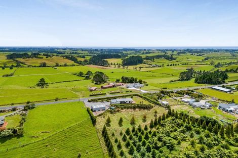 Photo of property in 281 Upland Road, Tarurutangi, New Plymouth, 4372