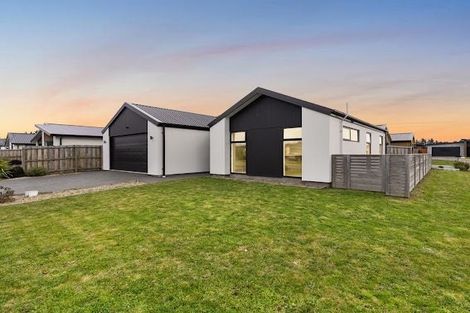 Photo of property in 17 Sedge Street, Belfast, Christchurch, 8051