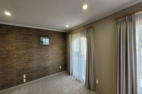 Photo of property in 85c Eliot Street, New Plymouth, 4310