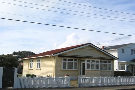 Photo of property in 16 Liverpool Street, Miramar, Wellington, 6022