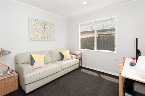 Photo of property in 1/13 Perendale Close, Somerville, Auckland, 2014