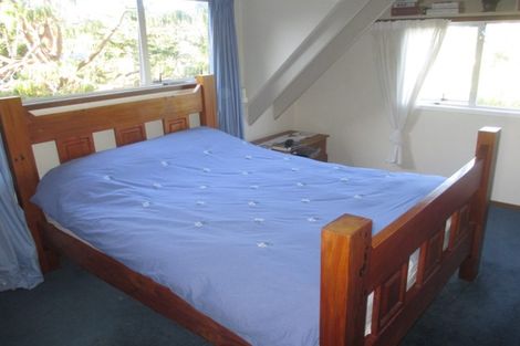 Photo of property in 1/42 Peach Road, Glenfield, Auckland, 0629