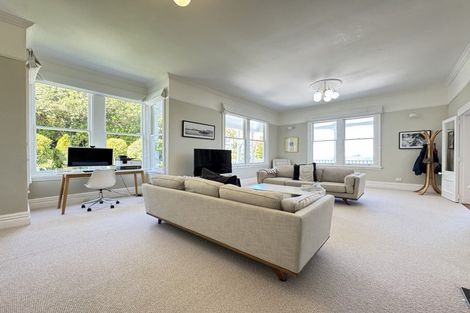 Photo of property in 117 Townsend Road, Miramar, Wellington, 6022