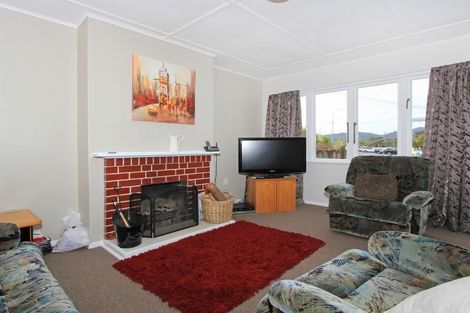 Photo of property in 100 Copeland Street, Epuni, Lower Hutt, 5011