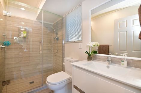 Photo of property in 11 D'urville Place, Gulf Harbour, Whangaparaoa, 0930