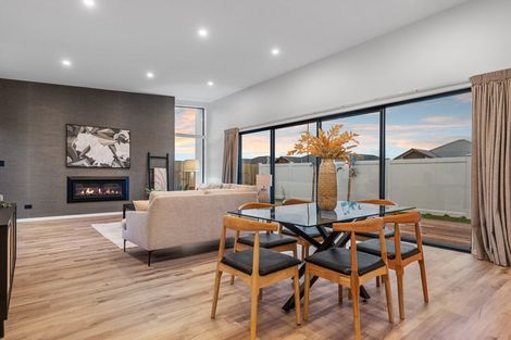 Photo of property in 18 Timara Crescent, Marshland, Christchurch, 8083