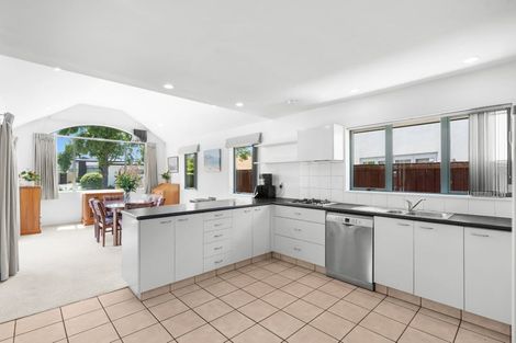 Photo of property in 25 O'connor Place, Burnside, Christchurch, 8053