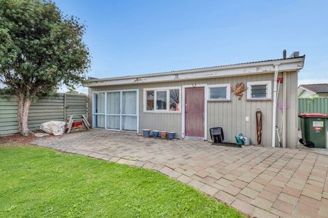 Photo of property in 34 John F Kennedy Drive, Milson, Palmerston North, 4414