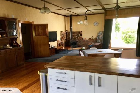 Photo of property in 12 Olivia Street, Stratford, 4332