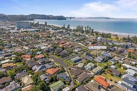 Photo of property in 2/10 Ross Crescent, Orewa, 0931