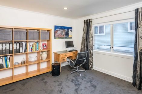 Photo of property in 4/14c Glenmore Street, Thorndon, Wellington, 6011