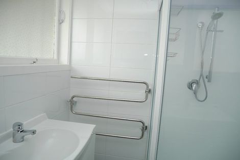 Photo of property in 81 Seaview Road, Paraparaumu Beach, Paraparaumu, 5032