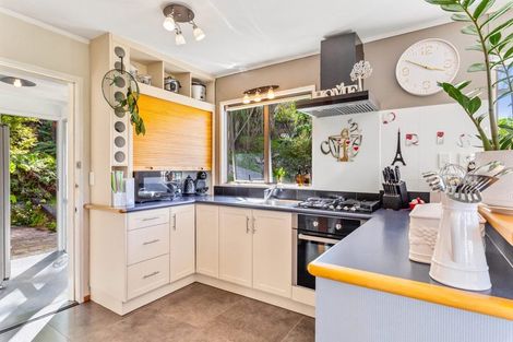Photo of property in 15 Huia Dam Road, Huia, Auckland, 0604