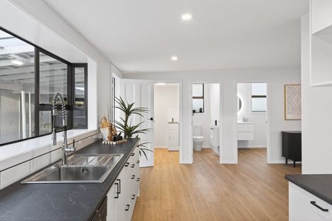 Photo of property in 99 Ormond Road, Whataupoko, Gisborne, 4010