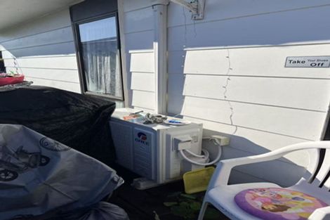 Photo of property in 2/18 Bingara Place, Favona, Auckland, 2024