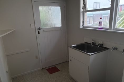 Photo of property in 228 Old Farm Road, Hamilton East, Hamilton, 3216