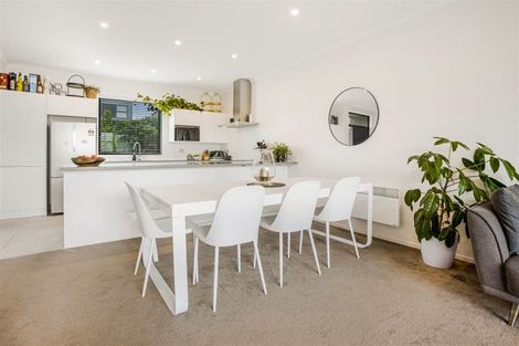 Photo of property in 22 Hobsonville Point Road, Hobsonville, Auckland, 0616