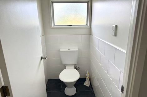 Photo of property in 33 Kilkelly Avenue, Pinehill, Auckland, 0632