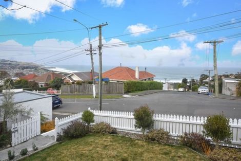 Photo of property in 86 Middleton Road, Kew, Dunedin, 9012