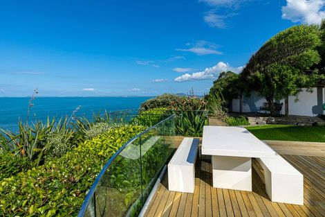 Photo of property in 47 Rothesay Bay Road, Rothesay Bay, Auckland, 0630