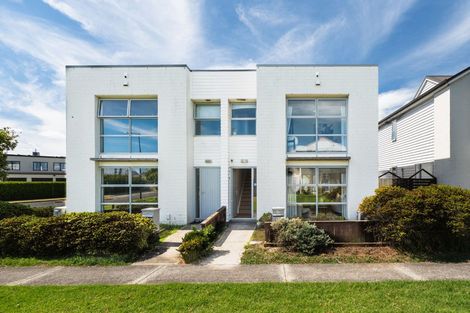 Photo of property in 47 Hollowout Street, Takanini, 2112