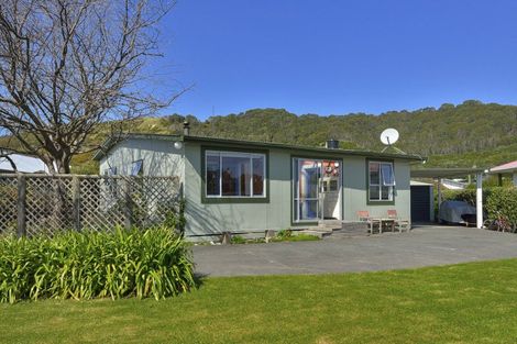Photo of property in 53 Fortescue Street, Mahia, Nuhaka, 4198