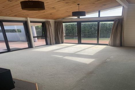 Photo of property in 10 Jane Street, Waikanae Beach, Waikanae, 5036