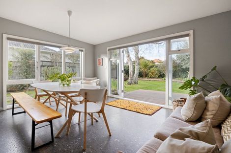 Photo of property in 16 Plunket Terrace, Hamilton East, Hamilton, 3216