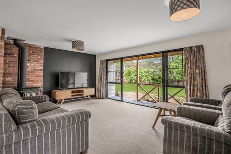 Photo of property in 22b Medina Crescent, Parklands, Christchurch, 8083