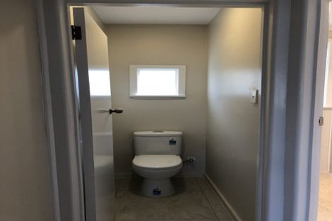 Photo of property in 3 Christina Avenue, Te Atatu South, Auckland, 0602