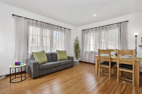 Photo of property in 103 Forest Lake Road, Forest Lake, Hamilton, 3200