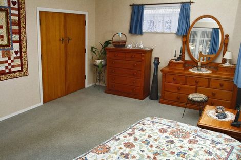 Photo of property in 33 Lancaster Street, Highbury, Palmerston North, 4412