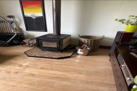 Photo of property in 18 Grove Burn Road, Tuatapere, 9620