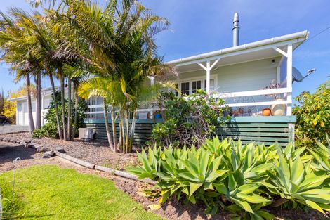 Photo of property in 11 Pah Hill Road, Wharehine, Wellsford, 0973