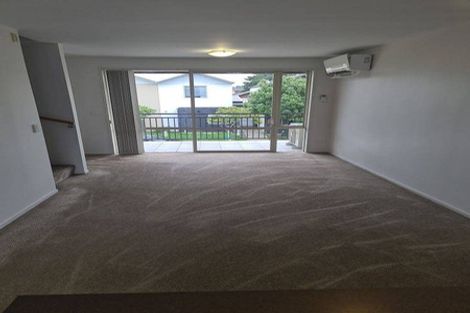 Photo of property in 43 Kirikiri Lane, East Tamaki, Auckland, 2013