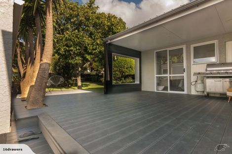 Photo of property in 113 Govett Avenue, Frankleigh Park, New Plymouth, 4310