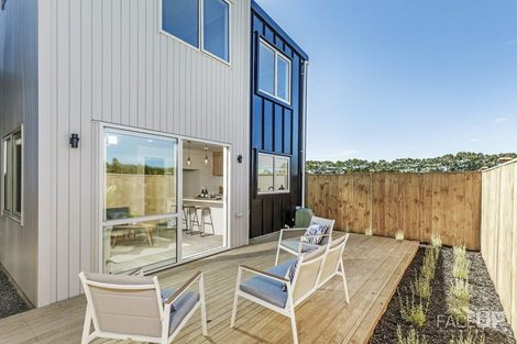 Photo of property in 23 Hea Road, Hobsonville, Auckland, 0616