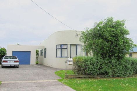 Photo of property in 76 Archibald Road, Kelston, Auckland, 0602